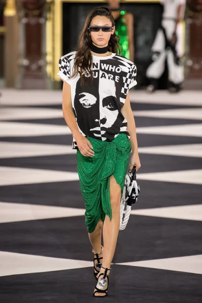 Look 13